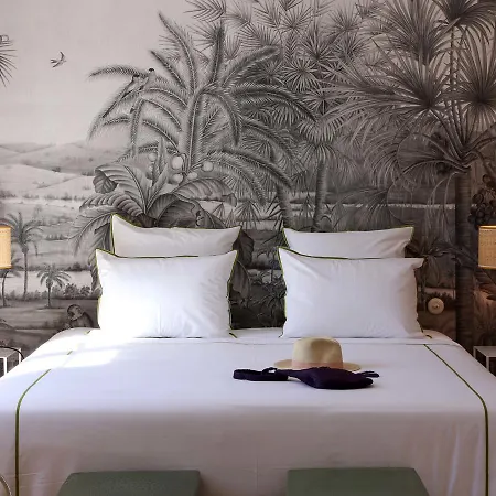 Hotel Voyage *