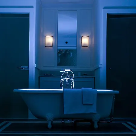 Hotel Voyage *
