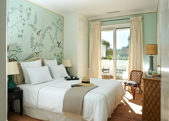 Otel Voyage Lège-Cap-Ferret